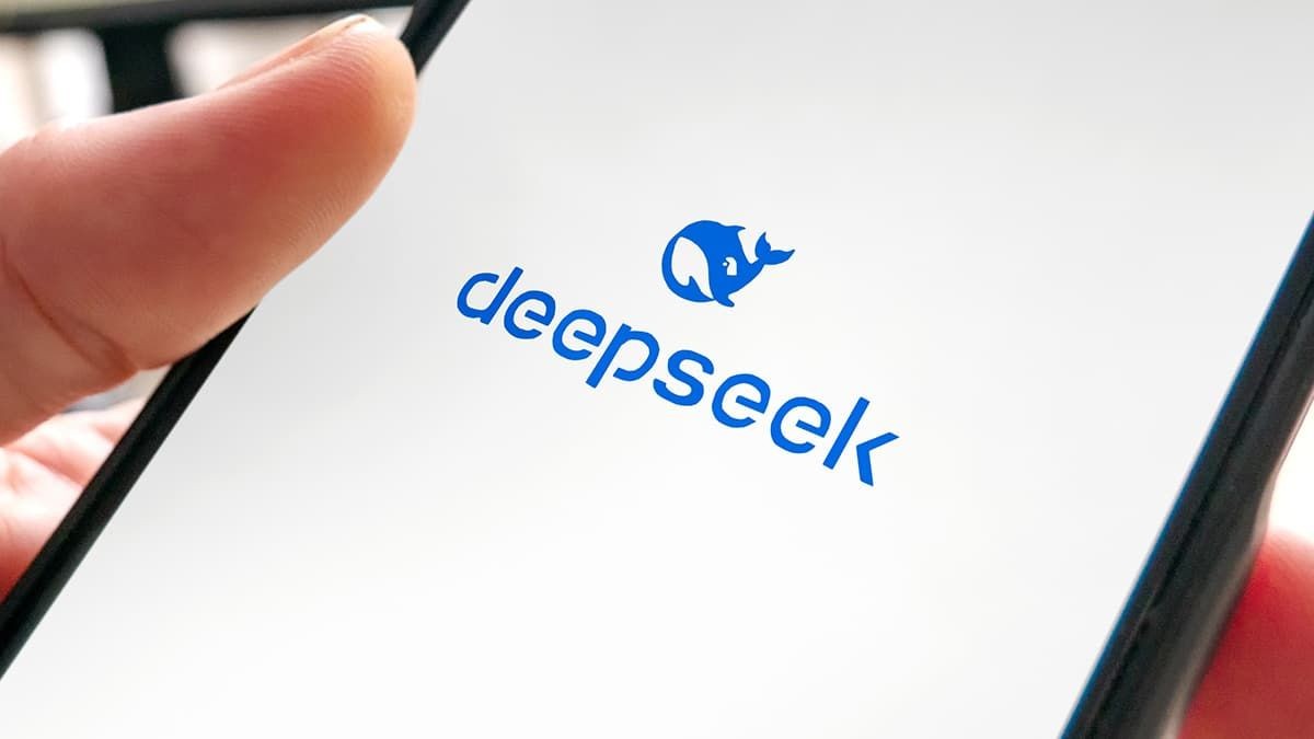 DeepSeek logo – AI model for reasoning and analysis